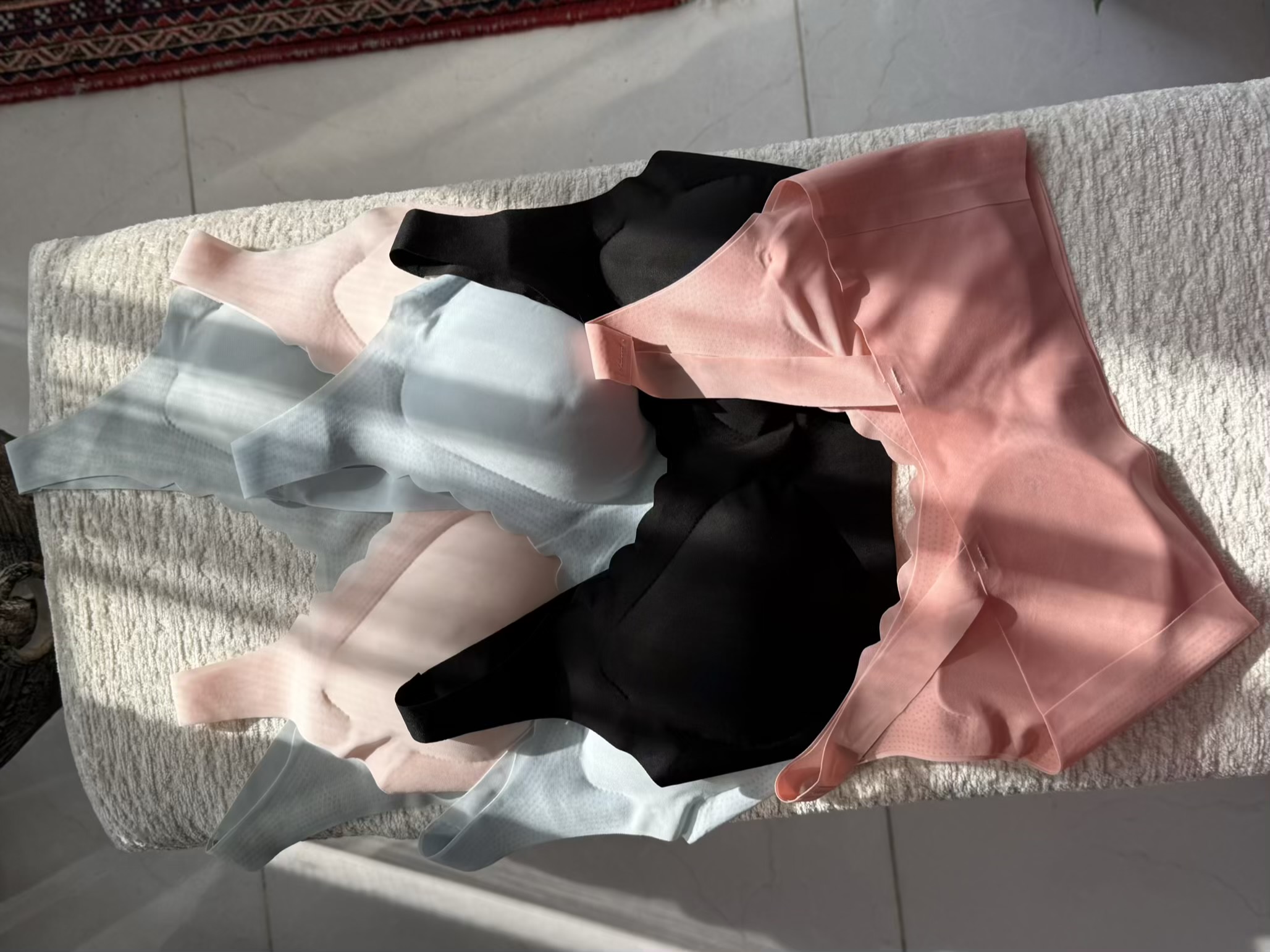 ست نیمتنه شورت لیزری وارداتی - نمای پشت