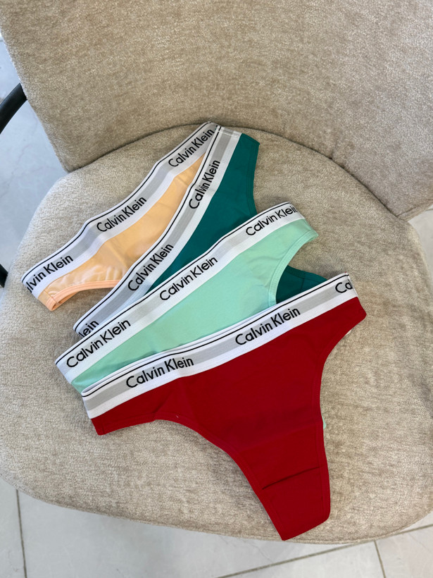 شورت بکلس زنانه Calvin Klein نخی با کمر کشی لوگودار نمای روبرو